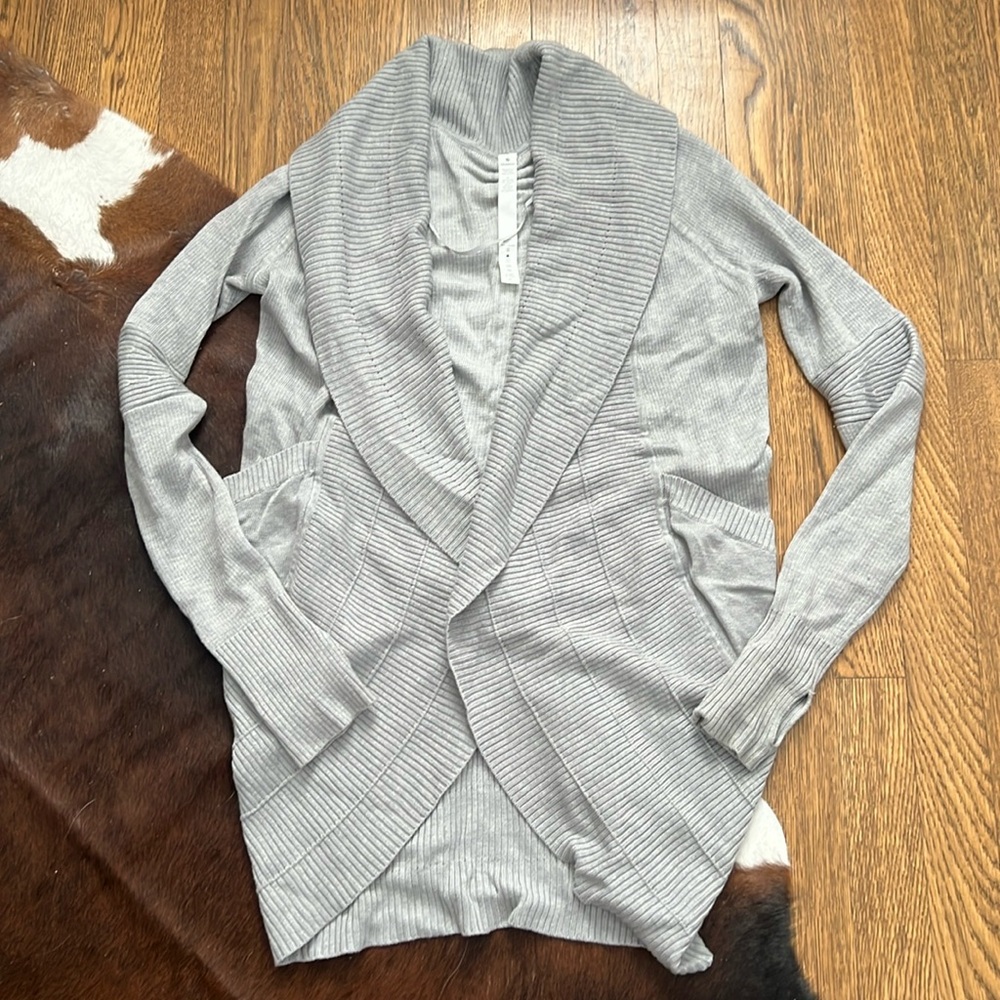 Lululemon sweater